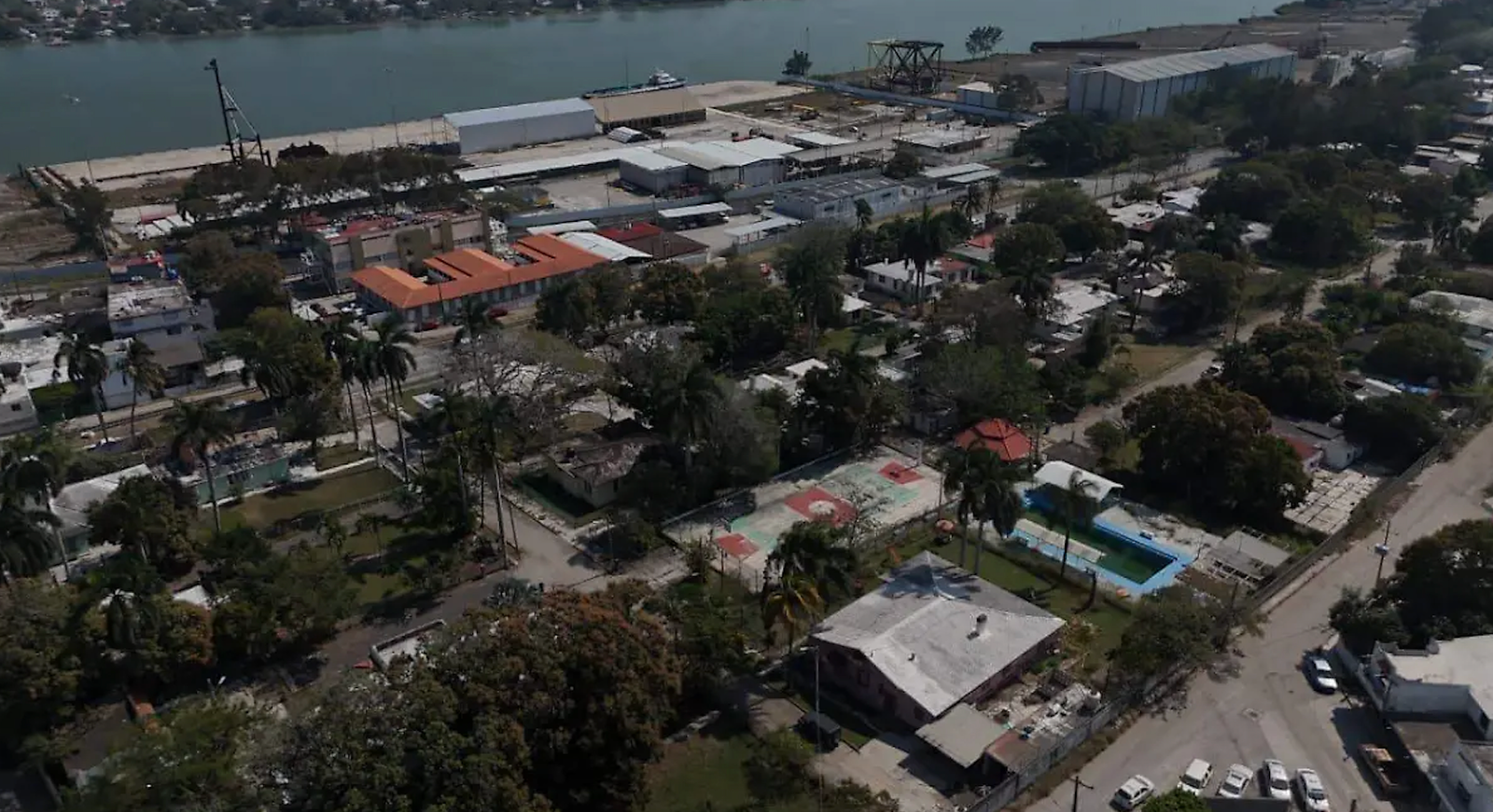 Pemex Eleva Renta a Empleados en Tamaulipas para Asegurar su Permanencia Cerca de la Refinería Madero